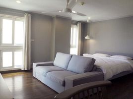 1 Bedroom Condo for rent at Baan Siri Sathorn Yenakard, Thung Mahamek
