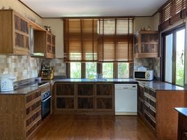 บ้านเดี่ยว 4 ห้องนอน ให้เช่า ในโครงการ เบเวอรี่ ไทย เฮาส์ พูลวิลล่า, นาเกลือ