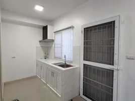 3 Bedroom Townhouse for rent at Pruksa Ville 84 Phaholyotin, Khlong Nueng, Khlong Luang, Pathum Thani