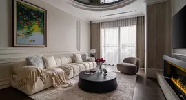 Available Units at Discovery Complex