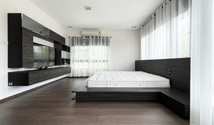 Bang Kaeo, Samut Prakan Mantana Bangna Km.7 တွင် 4 အိပ်ခန်းများ အိမ် ရောင်းရန်အတွက်