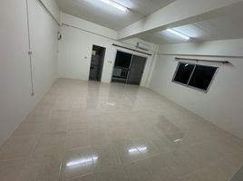 1 Schlafzimmer Wohnung zu verkaufen im Parinda Condo Town, Don Hua Lo