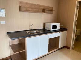 2 спален Кондо в аренду в Airlink Residence, Khlong Sam Prawet