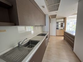 3 спален Кондо в аренду в Baan Sukhumvit 27, Khlong Toei Nuea