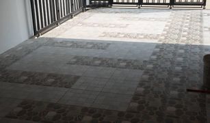 4 Bedrooms Townhouse for sale in Lat Phrao, Bangkok 