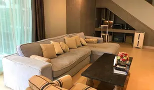 4 Bedrooms House for sale in Sam Sen Nai, Bangkok I-Nine