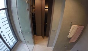 2 Bedrooms Condo for sale in Si Lom, Bangkok The Diplomat Sathorn