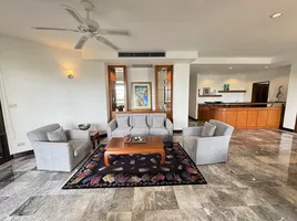 3 Schlafzimmer Wohnung zu vermieten im Raintree Village Apartment, Khlong Tan Nuea