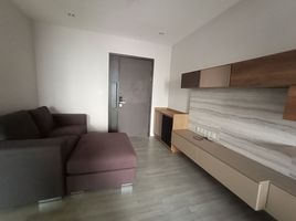 1 Schlafzimmer Appartement zu vermieten im The Room Rama 4, Rong Mueang