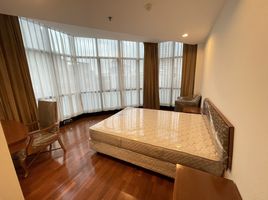 3 Schlafzimmer Appartement zu vermieten im Shanti Sadan, Khlong Tan Nuea