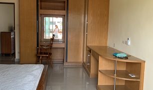 2 Bedrooms Condo for sale in Khlong Toei Nuea, Bangkok El Patio