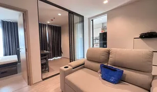 2 Bedrooms Condo for sale in Talat Phlu, Bangkok Life Sathorn Sierra