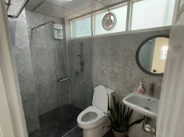 4 спален Дом for rent in Банг Пхлат, Бангкок, Bang Phlat, Банг Пхлат