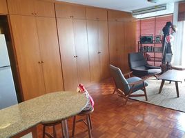 1 Bedroom Apartment for rent at Silom Suite, Si Lom