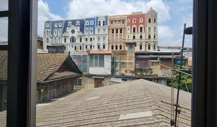 Khlong Mahanak, ဘန်ကောက် တွင် 3 အိပ်ခန်းများ အိမ် ရောင်းရန်အတွက်