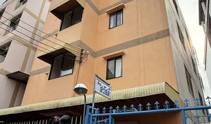 40 Bedrooms Whole Building for sale in Din Daeng, Bangkok 