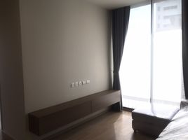 2 Schlafzimmer Appartement zu vermieten im Noble Around Sukhumvit 33, Khlong Tan Nuea