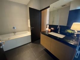 1 спален Кондо в аренду в Eight Thonglor Residence, Khlong Tan Nuea