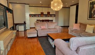 2 Bedrooms Condo for sale in Lumphini, Bangkok Noble House Ruamrudee