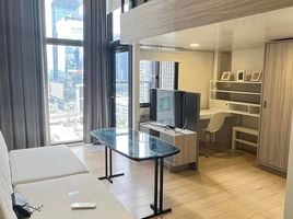 1 спален Кондо в аренду в Chewathai Residence Asoke, Makkasan