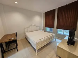5 спален Таунхаус в аренду в Baan Klang Krung Grande Vienna Rama 3, Bang Phongphang