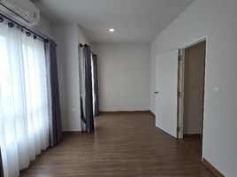 3 спален Дом на продажу в VENUE 24 Ratchaphruek, Om Kret