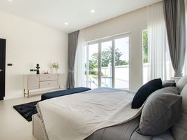 3 Schlafzimmer Villa zu verkaufen im Terra The Privacy, Thap Tai, Hua Hin, Prachuap Khiri Khan
