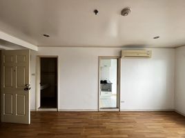 Studio Apartment for rent at Lumpini Place Pinklao 1, Bang Bamru, Bang Phlat