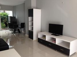 3 Bedroom Villa for rent at Thanapat Haus Sathorn-Narathiwas, Chong Nonsi