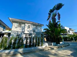 3 Schlafzimmer Villa zu verkaufen im Land and Houses Park, Chalong