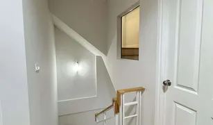 3 Bedrooms House for sale in Anusawari, Bangkok Baan Klang Muang Urbanion Kaset-Navamin 2