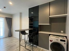 1 Bedroom Condo for sale at The Key Sathorn-Charoenraj, Bang Khlo