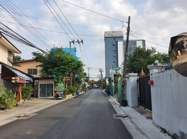  Grundstück zu verkaufen in Bang Kapi, Bangkok, Hua Mak