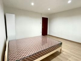 2 Schlafzimmer Reihenhaus zu verkaufen in Mueang Nonthaburi, Nonthaburi, Tha Sai