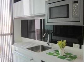 1 Bedroom Condo for rent at The Room Sukhumvit 62, Bang Chak