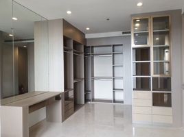 3 Schlafzimmer Wohnung zu vermieten im Noble Ploenchit, Lumphini