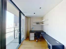 2 Bedroom Condo for rent at The Met, Thung Mahamek, Sathon