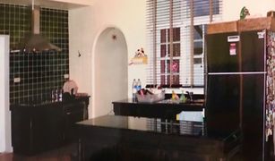 2 Bedrooms House for sale in Bang Chak, Bangkok 