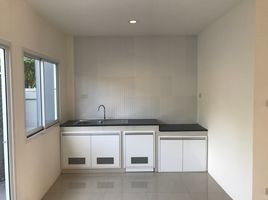 3 Bedroom Townhouse for sale at Lopburi Ville, Khao Sam Yot