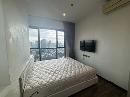 1 Bedroom Apartment for rent at Wyne Sukhumvit, Phra Khanong, Khlong Toei