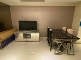 1 Schlafzimmer Wohnung zu vermieten im Nusa State Tower Condominium, Si Lom