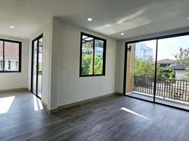3 Schlafzimmer Haus zu verkaufen in Phra Khanong, Bangkok, Bang Chak
