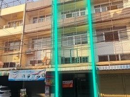 2 Bedroom Whole Building for rent in Fai Chai MRT, Bang Khun Si, Bang Khun Si