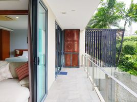 1 Schlafzimmer Wohnung zu verkaufen im At The Tree Condominium, Rawai, Phuket Town, Phuket