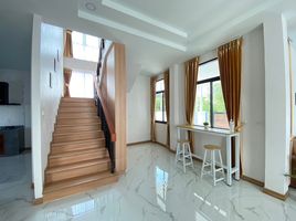 4 Bedroom Villa for sale in Chiang Mai, Mae Hia, Mueang Chiang Mai, Chiang Mai