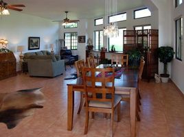 2 Bedroom Villa for sale in Jungla de Panama Wildlife Refuge, Palmira, Bajo Boquete