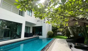 4 Bedrooms House for sale in Dokmai, Bangkok Blue Lagoon 2