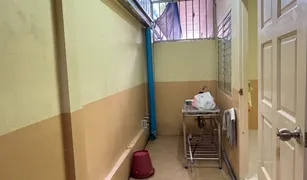 素叻 利巴诺伊 2 卧室 联排别墅 售 