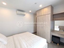 2 Bedroom Apartment for rent at Modern Furnished 2-Bedroom Serviced Apartment | Toul Tom Pung , Tuol Svay Prey Ti Muoy, Chamkar Mon, Phnom Penh, Cambodia
