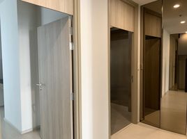 2 Schlafzimmer Wohnung zu vermieten im Noble Ploenchit, Lumphini